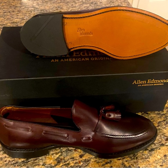 Allen Edmonds 9.5 - Picture 3 of 4